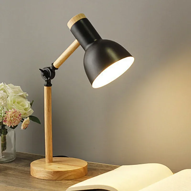 lampe de bureau noire
