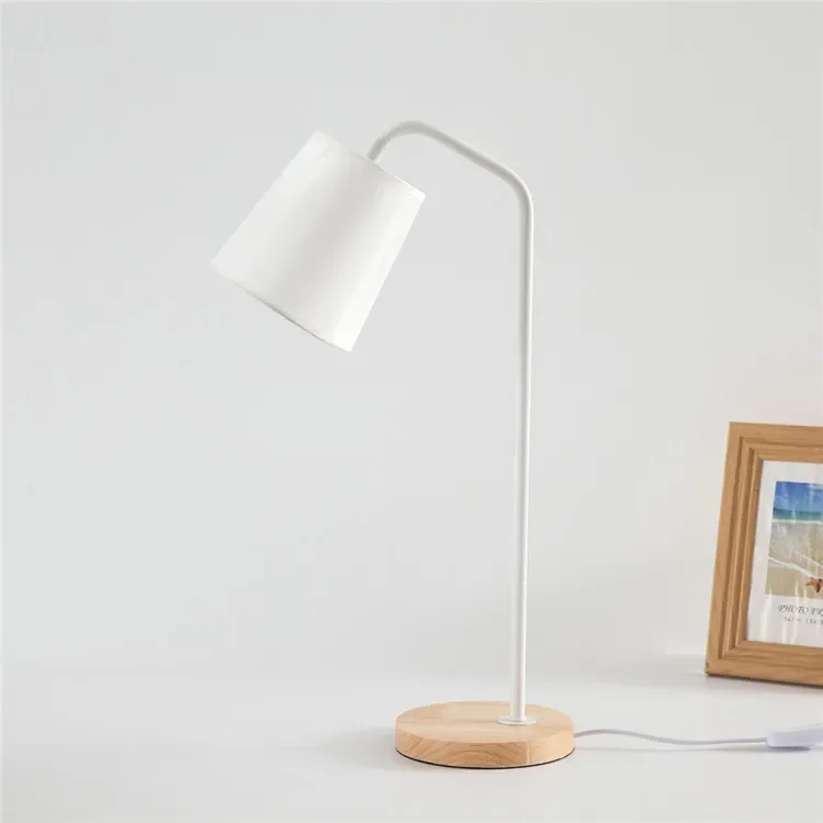 lampe de bureau moderne